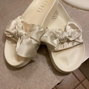 Fenty puma pearl white bow tie slides